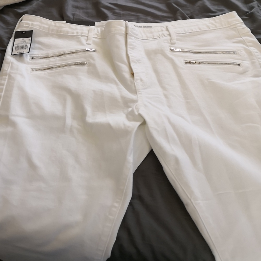 Skinny jeans